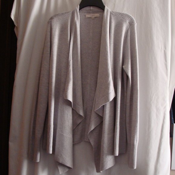 ANN TAYLOR LOFT Icy Silver Gray Long Sleeve WOOL Blend Open DRAPED CARDIGAN Sz M - Picture 2 of 7
